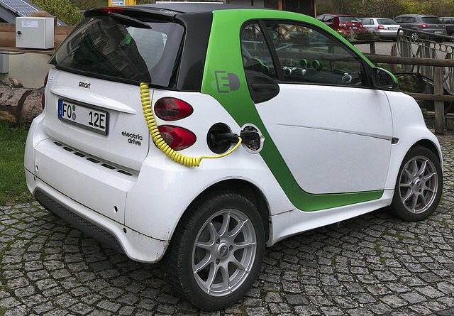 How to Jumpstart a Dead Car Battery in 5 Easy Steps